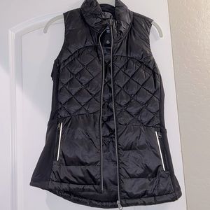 Lululemon puffer vest size 4